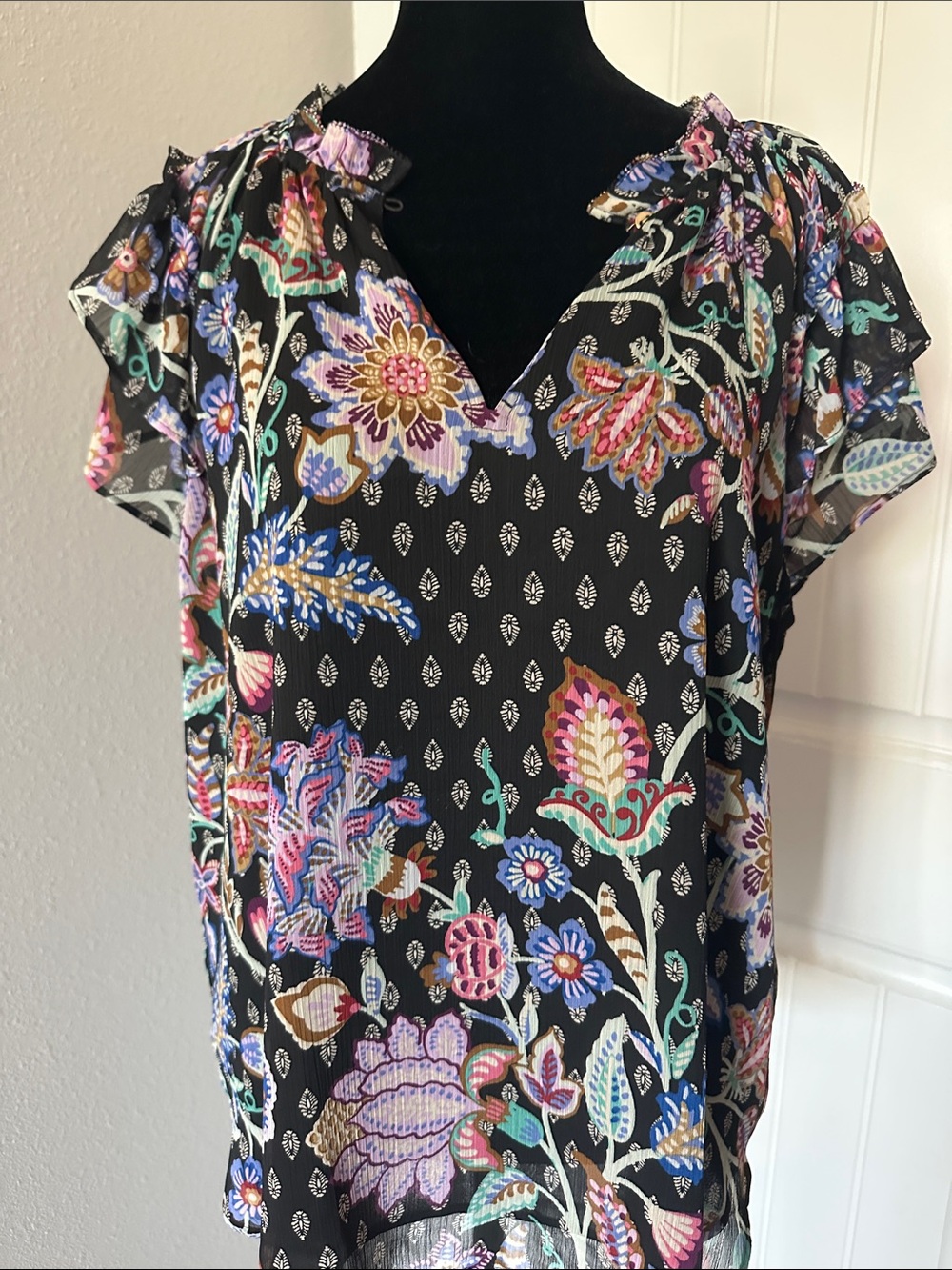 LOFT Black Floral V-Neck Flutter Sleeve Blouse